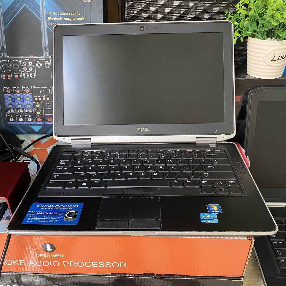 Laptop Xách Tay Kèm Phần Mềm Thu Âm Cubase 10 Pro - Tặng Tai Nghe Kiểm Âm