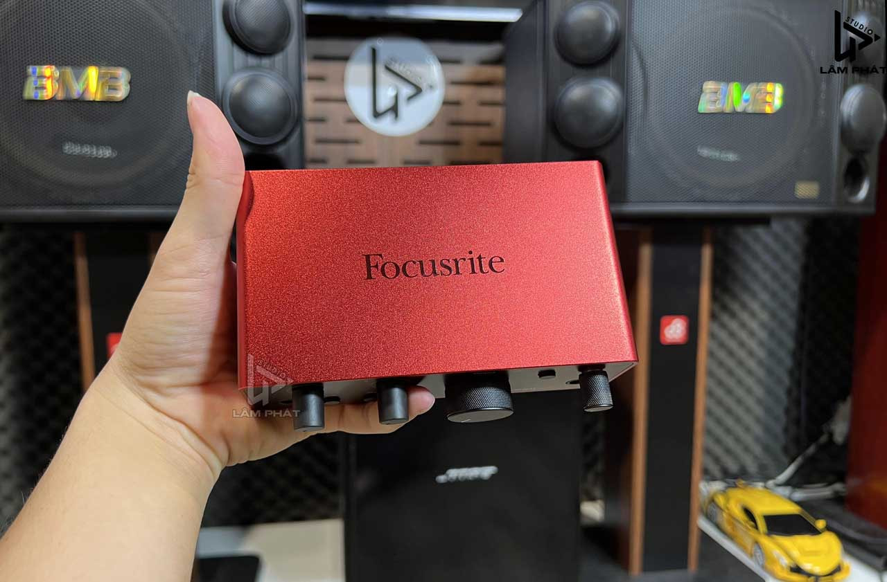 Focusrite Scarlett Solo Gen 4 
